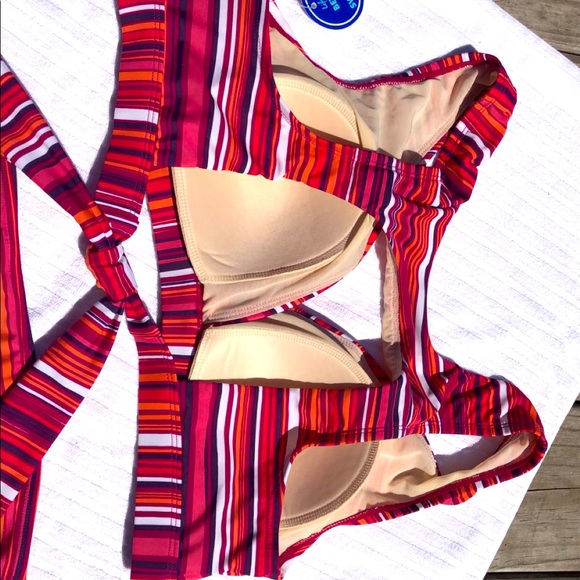 Striped Bikini Plus Size - Picture 5 of 5